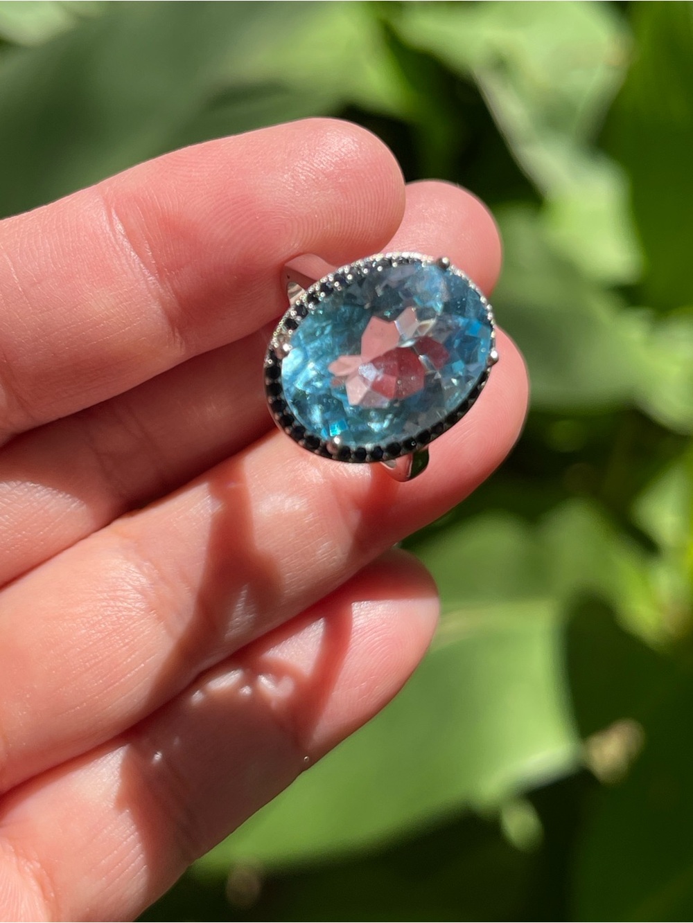 Natural Swiss Blue Topaz Oval Sapphire accent  Cocktail Ring 925 Silver Size 7